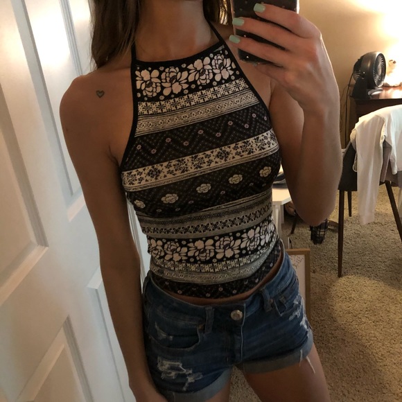 AE soft & sexy halter top bundle - Picture 3 of 12